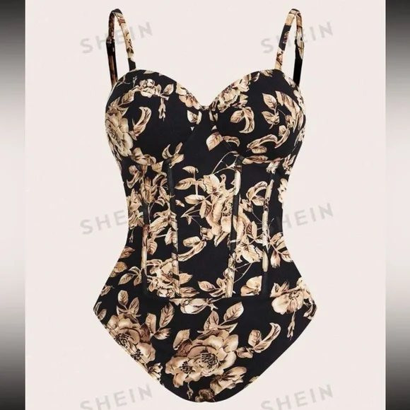 FWP SHEIN Plus size Floral Shaping Body Suit in Black or cream/ivory - Picture 5 of 8